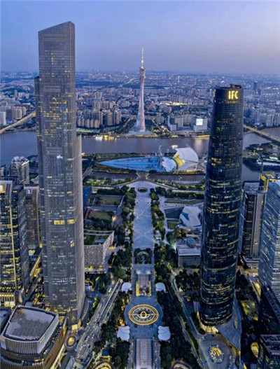 深圳宝安中心区95场：带给你不同寻常的体验